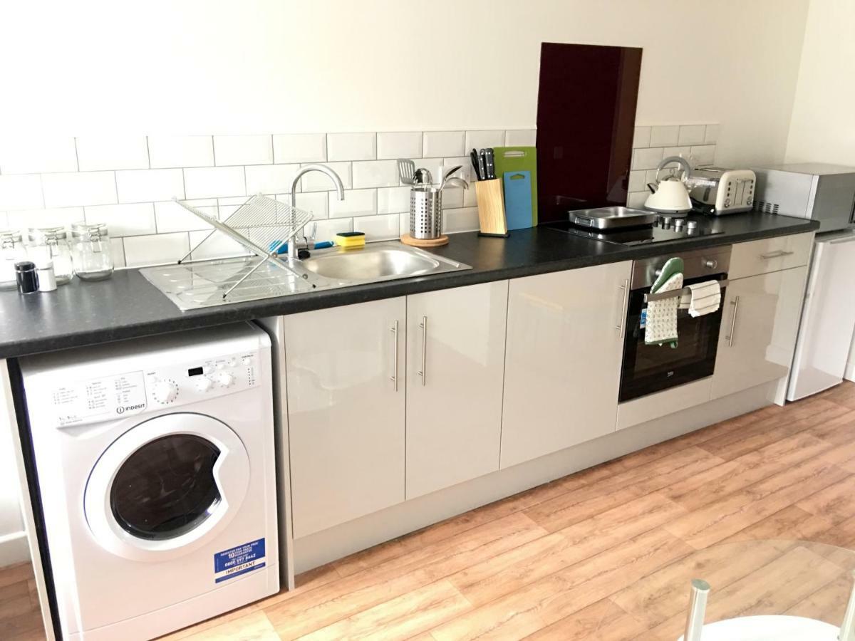 Phoenix House Apartments Уолсолл Экстерьер фото