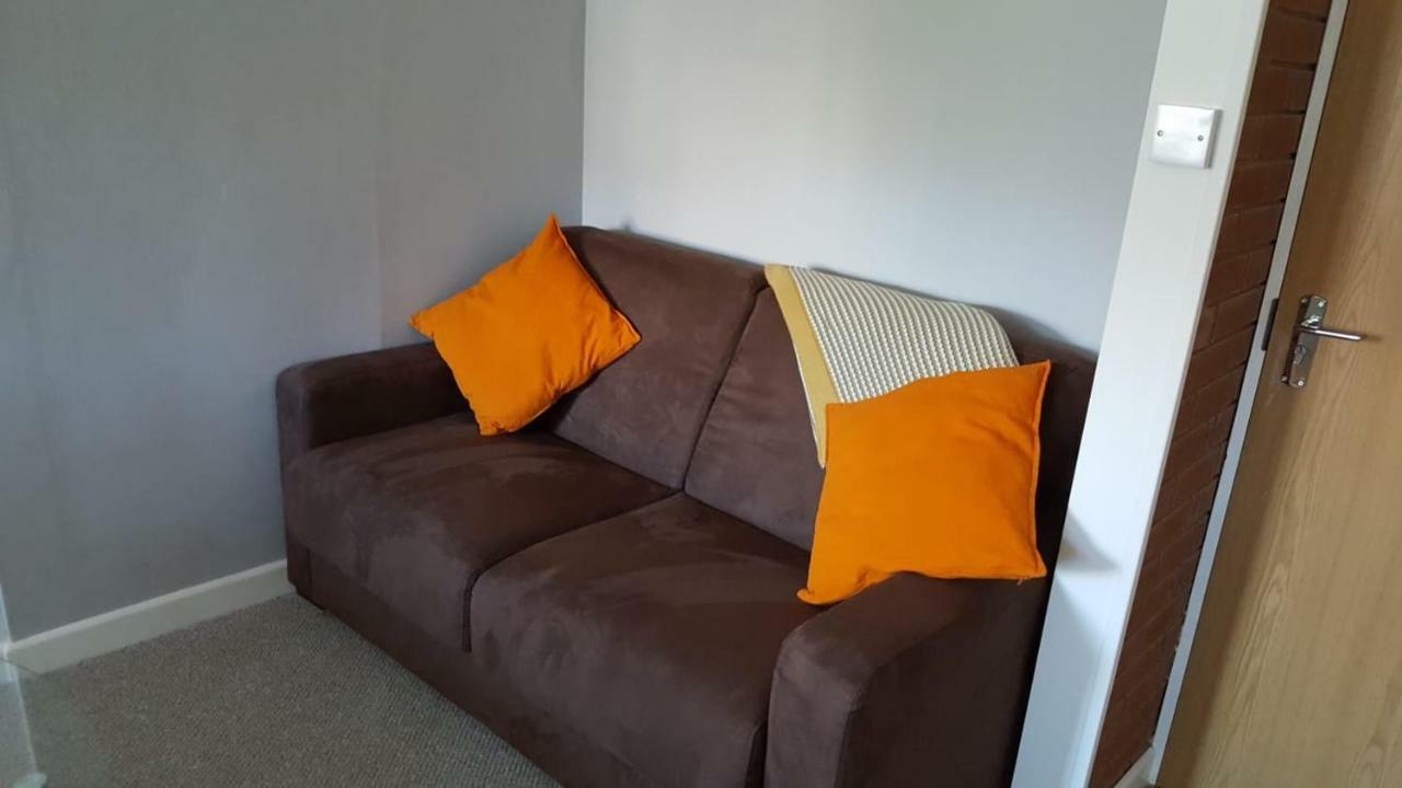Phoenix House Apartments Уолсолл Экстерьер фото